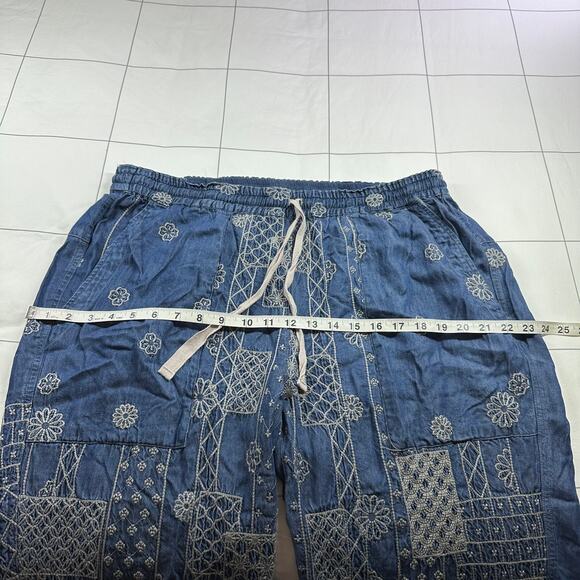 Johnny Was Biya Pants Womens XL Blue Chambray Embroidered Hemmed Bohemian Boho - Picture 6 of 10